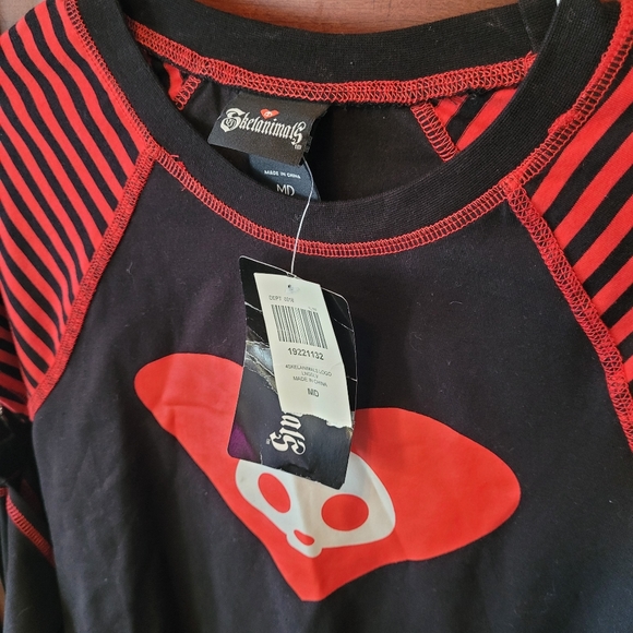 Skeleanimals Crop Long Sleeve Shirt and TRIPP NYC Arm Warmers MD - Picture 2 of 9